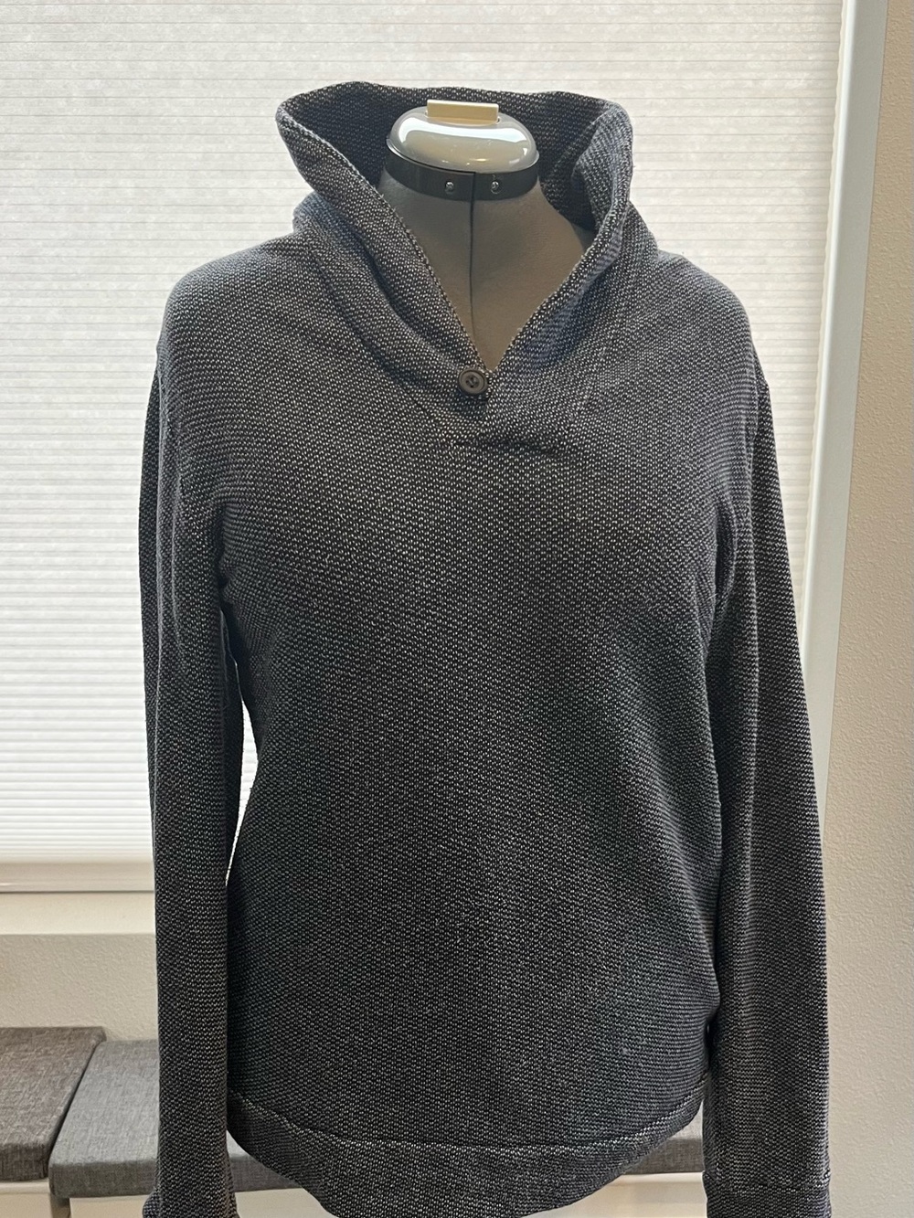 Marine Layer Charcoal Cowl Neck Pullover Men’s Medium